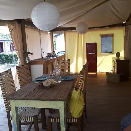 Camping Paradiso 3*