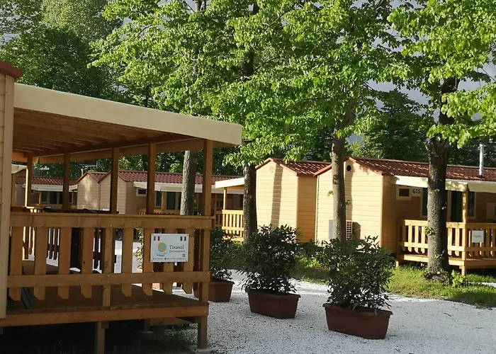 Camping Paradiso 3*