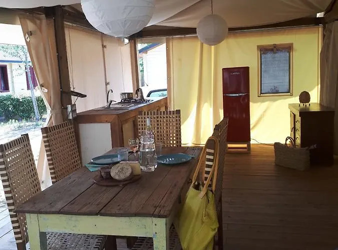 Κάμπινγκ Paradiso 3*