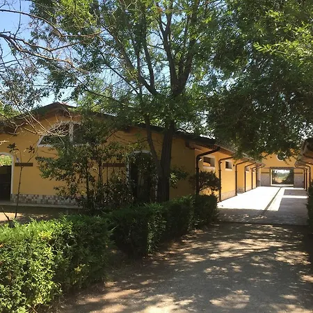 Кемпинг Camping Paradiso 3*